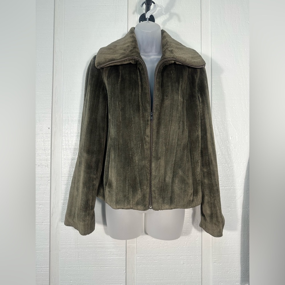 Utex Design Women’s Faux Fur Jacket Size Small EUC